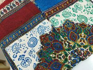 قیمت خرید رومیزی قلمکاری طرح ترنج  در اصفهان