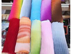 شال پلیسه رنگارنگ