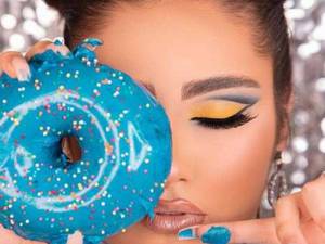 آموزش تخصصی میکاپ در آبادان