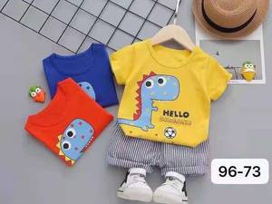 تیشرت  بچه گانه با شلوارک